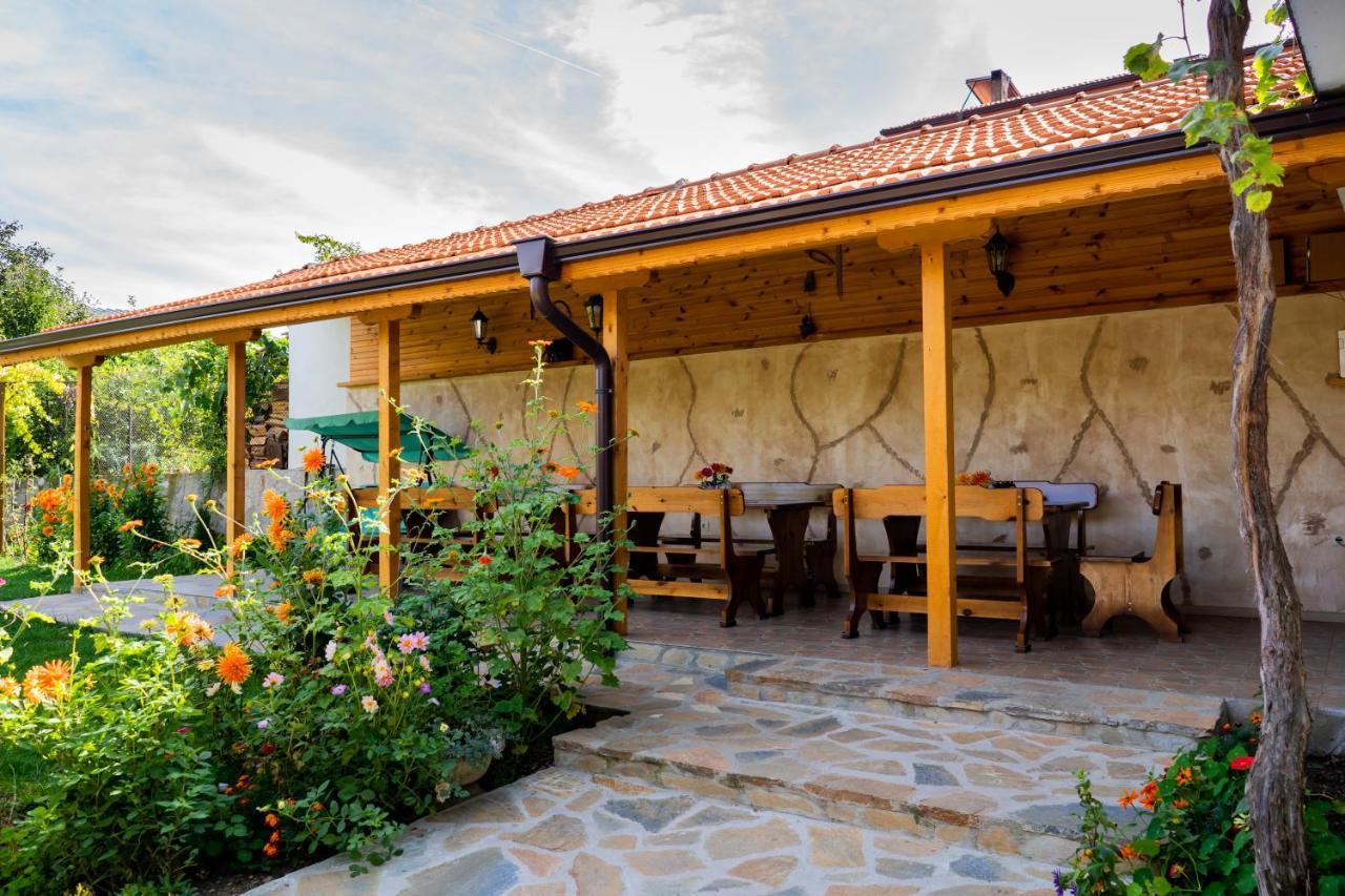 Къща Лиляна Villa Resilovo Eksteriør bilde